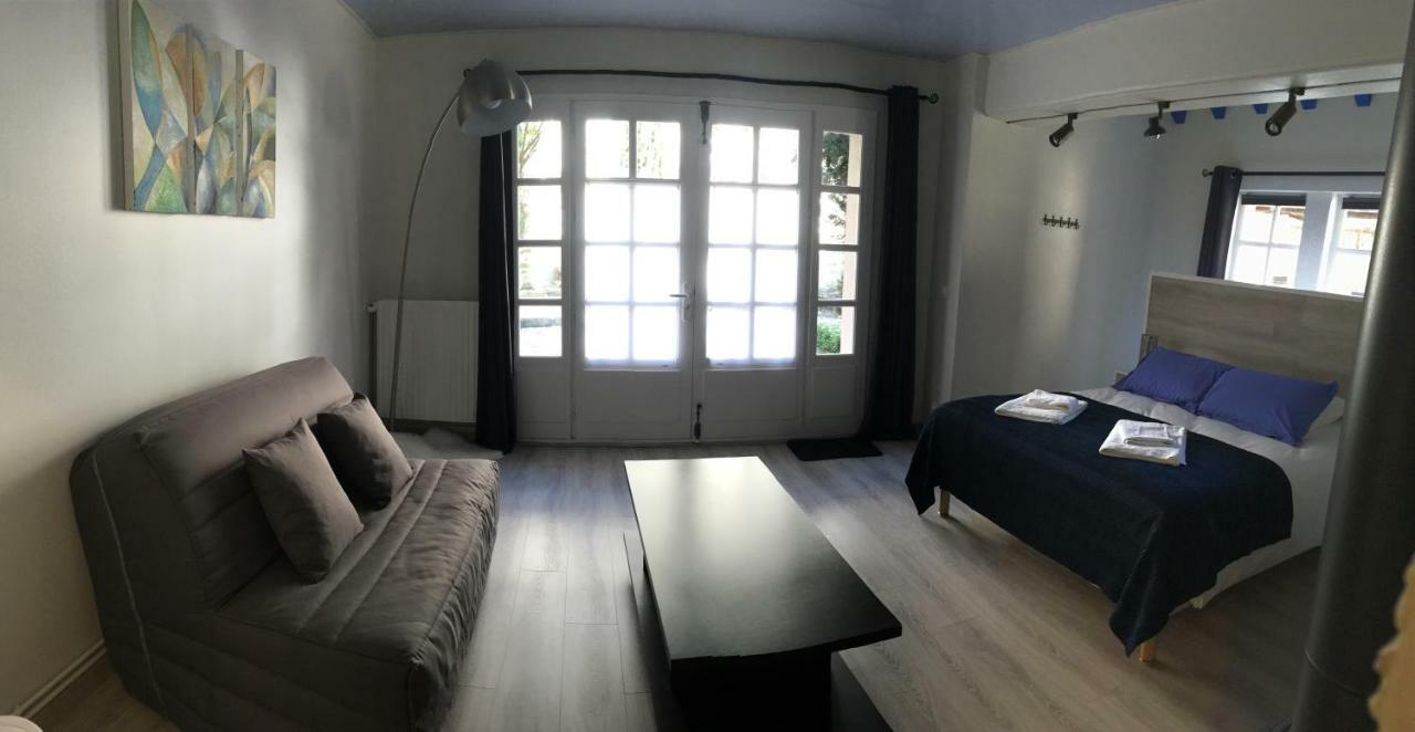 La Maison D'Emilie - Chambres D'Hotes Chaumes-en-Brie المظهر الخارجي الصورة