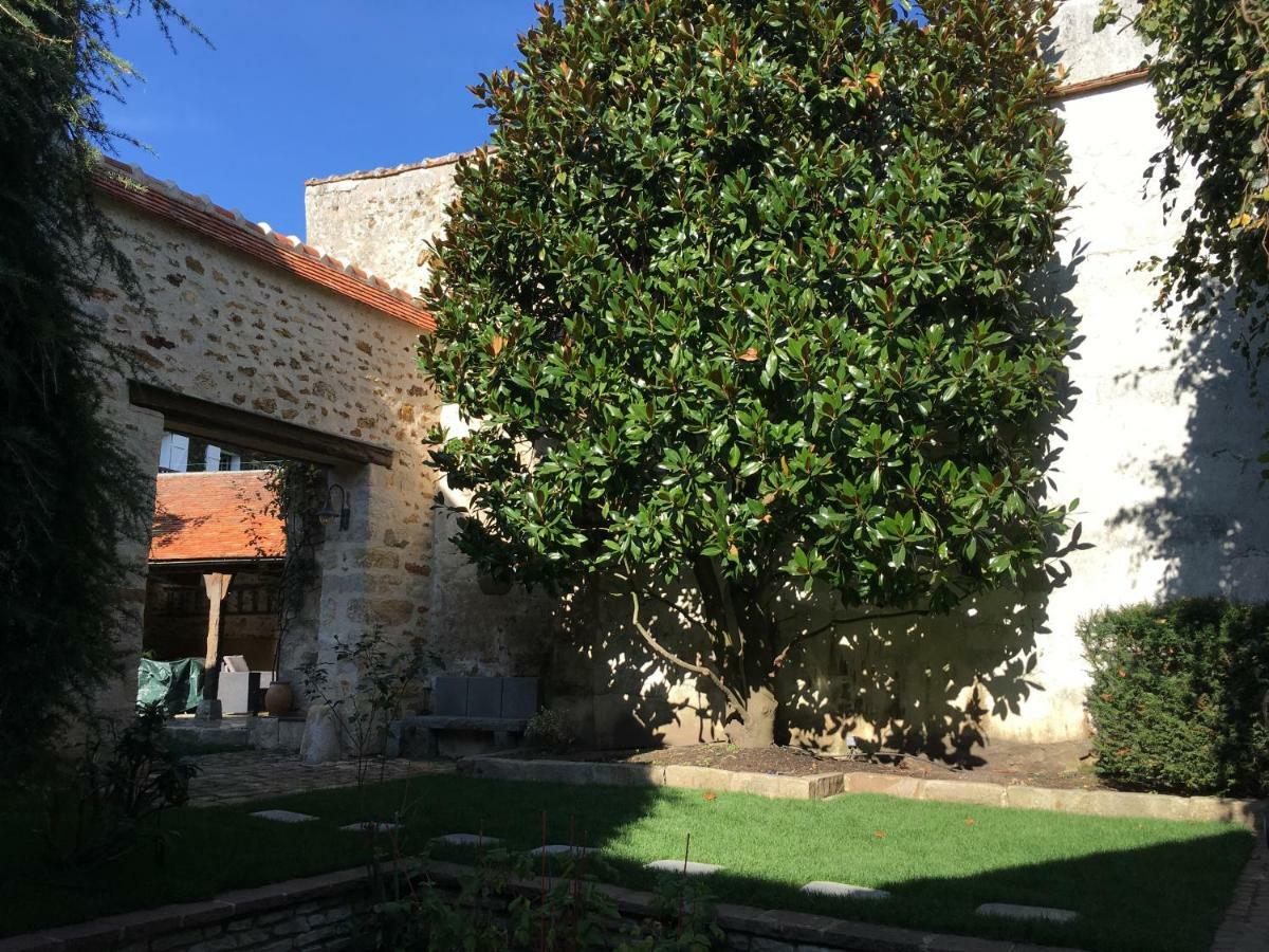 La Maison D'Emilie - Chambres D'Hotes Chaumes-en-Brie المظهر الخارجي الصورة